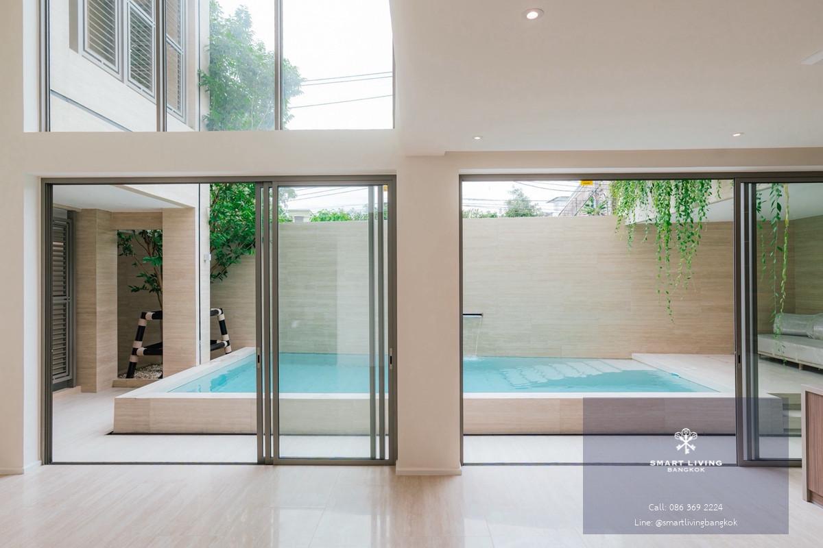 บ้านเดี่ยวลักชัวรี่ขาย ใจกลางสาทร ใกล้ทางด่วน พร้อมลิฟต์ส่วนตัวและสระว่ายน้ำ