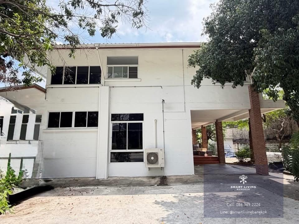 บ้านเดี่ยวให้เช่า ทองหล่อ ใกล้ BTS ทองหล่อ ที่ดิน 176 ตร.วา 4 ห้องนอน พื้นที่สีเขียว ใจกลางไลฟ์สไตล์เมือง