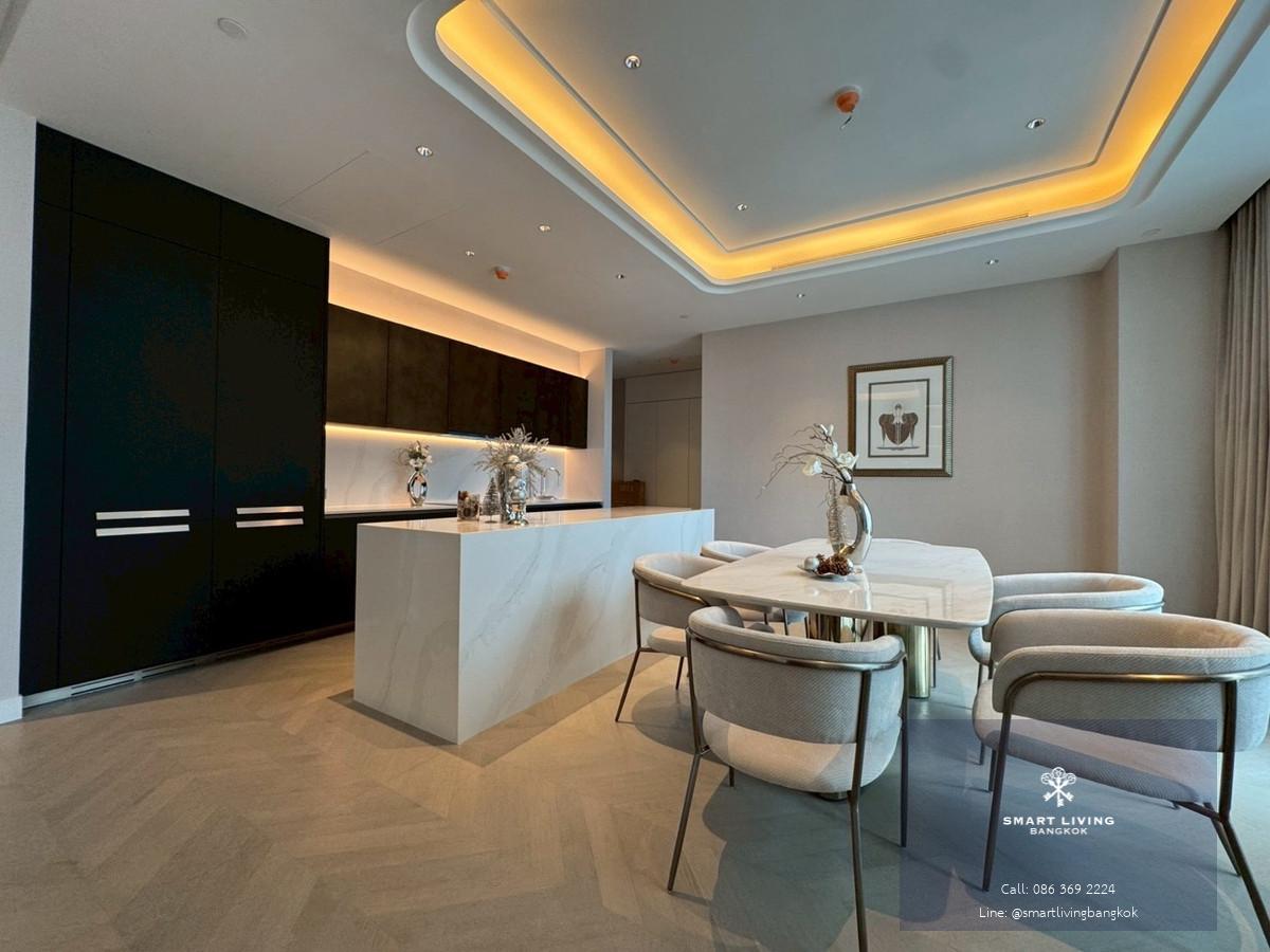 📢👇 สุดยอดการอยู่อาศัยบนถนนวิทยุ ทำเลพรีเมียมที่หลายคนตามหา พร้อมดื่มด่ำกับวิวเมืองแบบ ไม่บล็อก และพื้นที่ใช้สอยกว้างขวาง เรียบหรู น่าอยู่