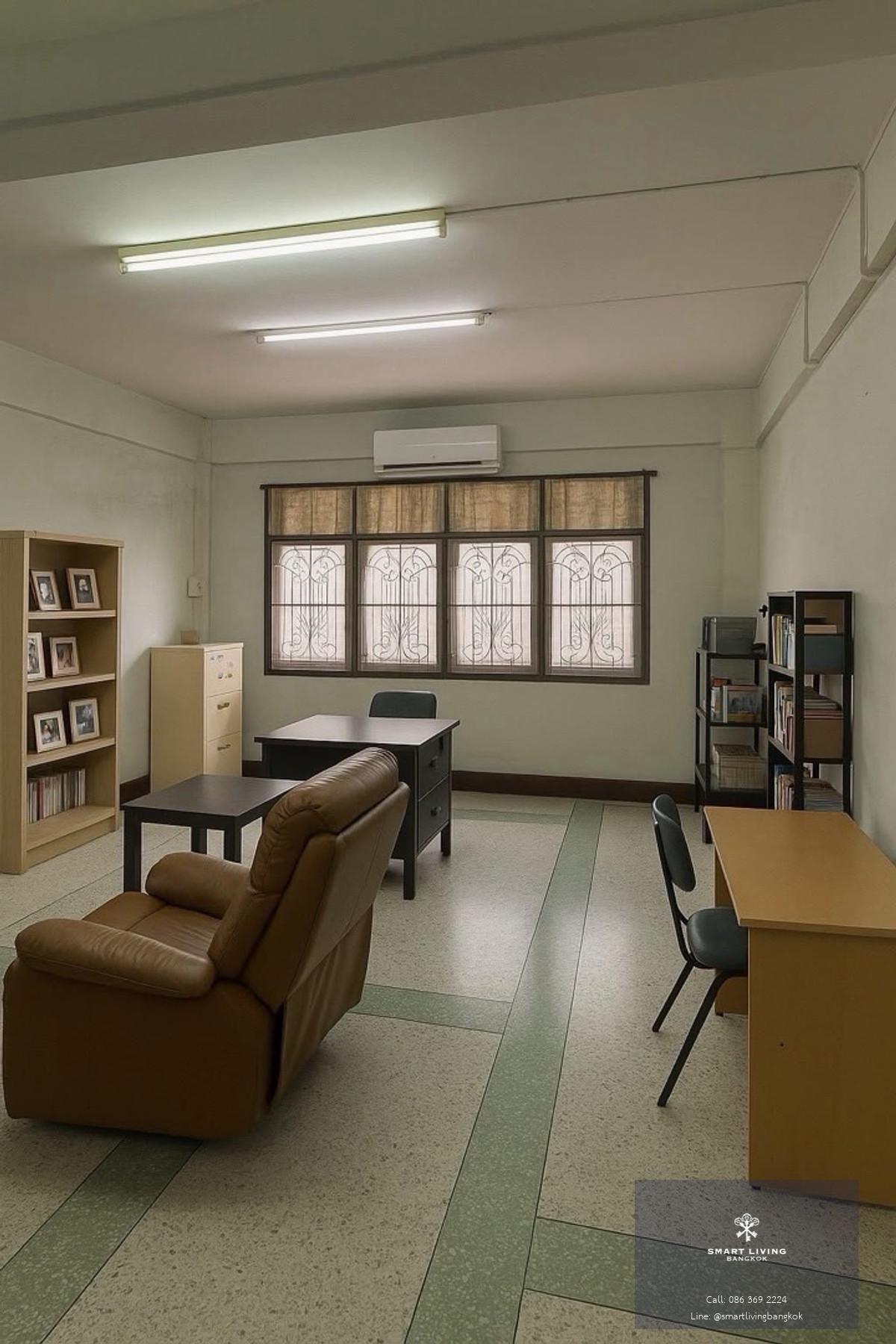 ขายอาคารพาณิชย์ 3 คูหา เจริญนคร ใกล้ ICONSIAM เดินถึงได้ ทำเลศักยภาพ เหมาะลงทุนปล่อยเช่าและทำธุรกิจ