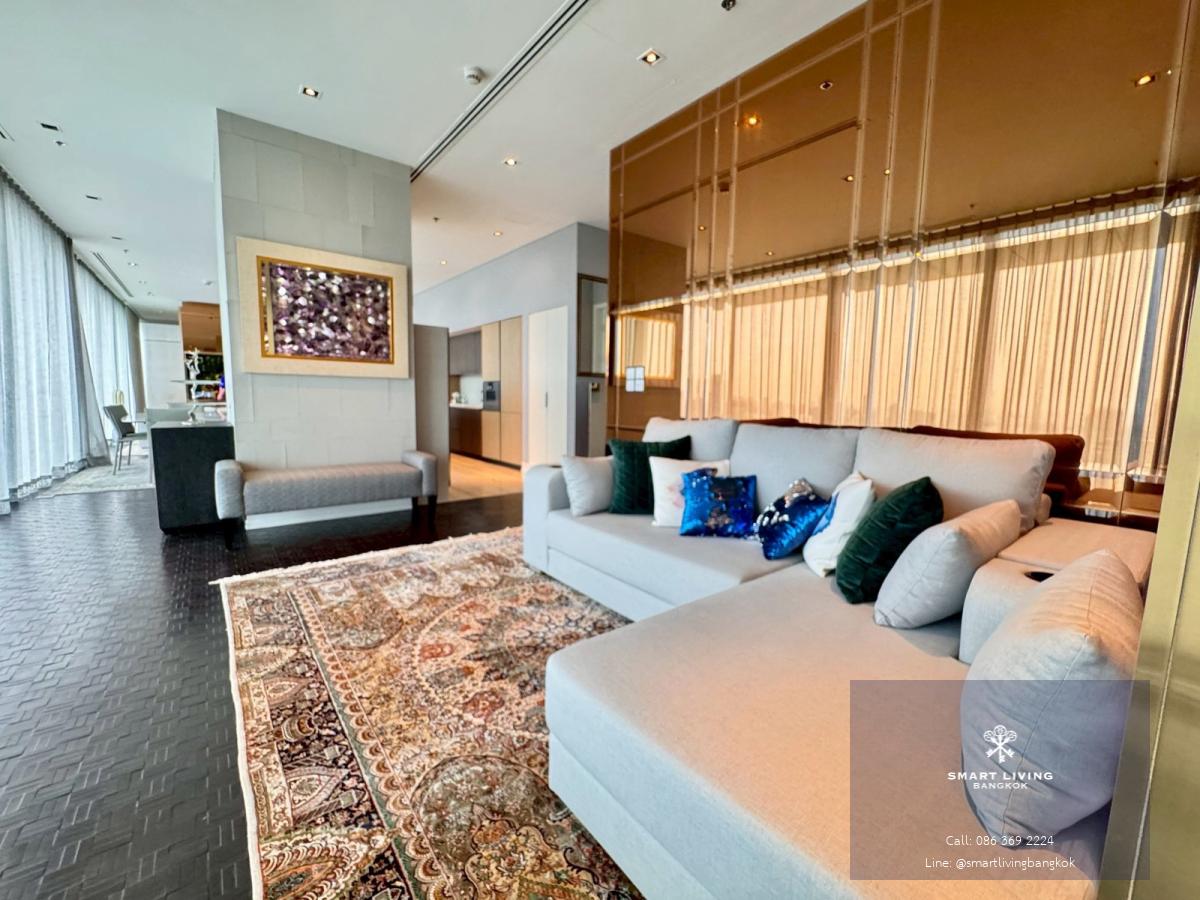 ขายและให้เช่าคอนโด 4 ห้องนอน ขนาดใหญ่ 272 ตร.ม The Ritz-Carlton Residences Bangkok ใกล้ BTS ช่องนนทรี ใจกลางสาทร ยูนิตหายาก