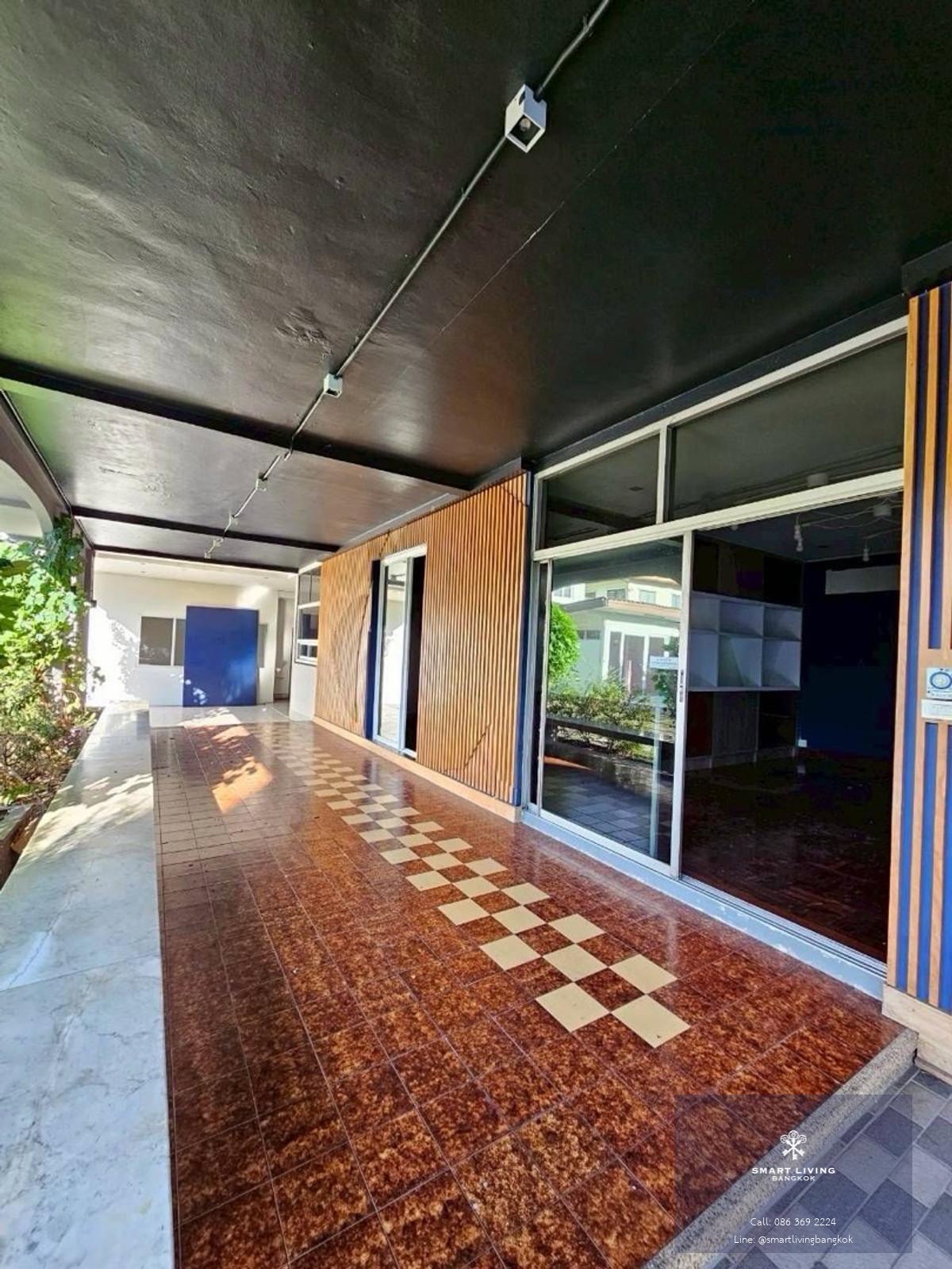 บ้านสวนให้เช่า ลาดพร้าว เหมาะทำธุรกิจ โฮมออฟฟิศ สตูดิโอ ใกล้ MRT ลาดพร้าว และ BTS แยกลาดพร้าว