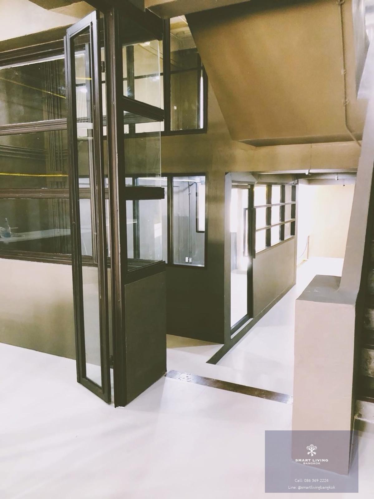 ให้เช่าโฮมออฟฟิศ พระราม 9 อาคาร 3 ชั้น พื้นที่ 350 ตร.ม ใกล้รถไฟฟ้าสายสีส้ม 200 เมตร