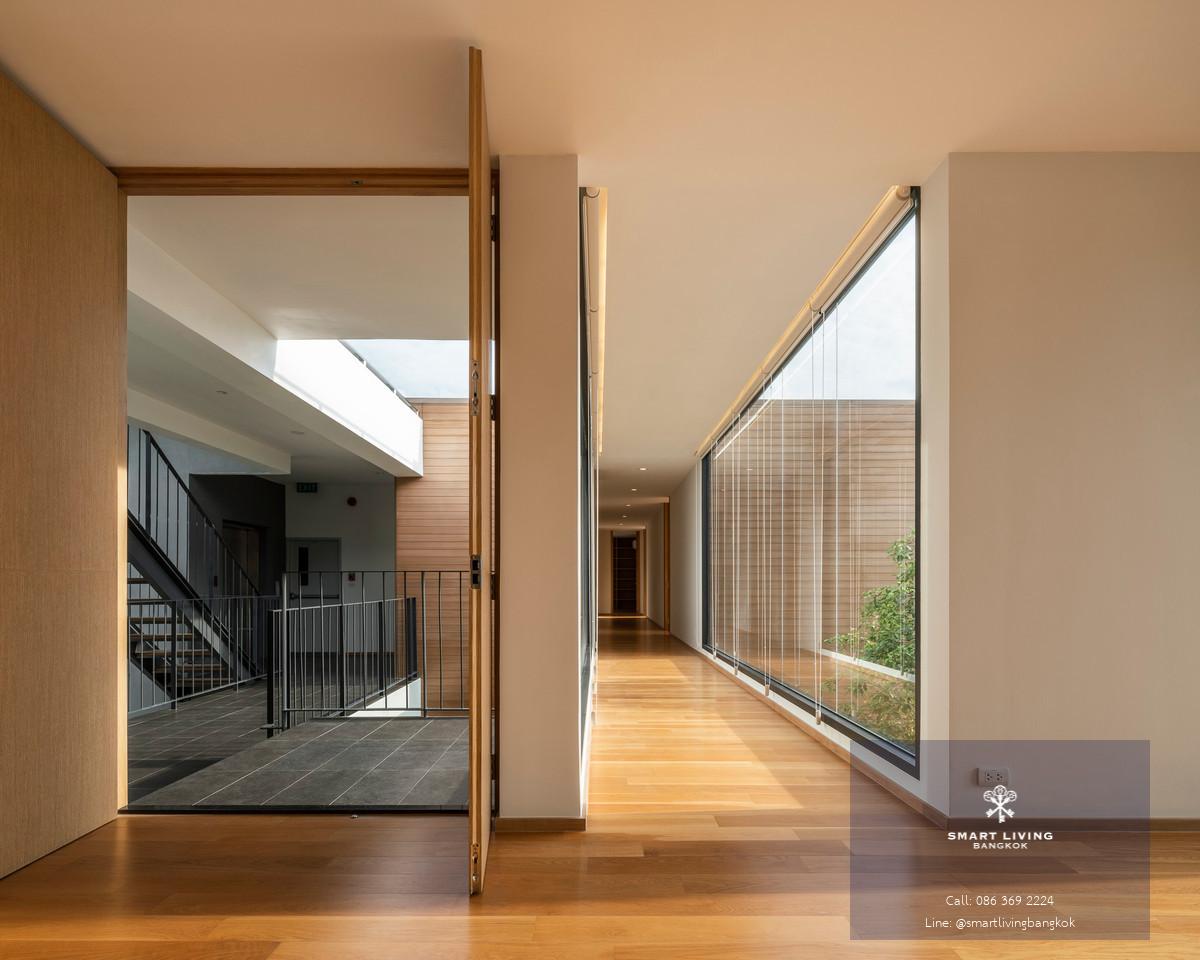 ให้เช่า  คอนโด  ย่านพร้อมพงษ์  380  ตร.ม.  ใกล้ EmQuartier/Emporium  ใกล้ Benchasiri Park