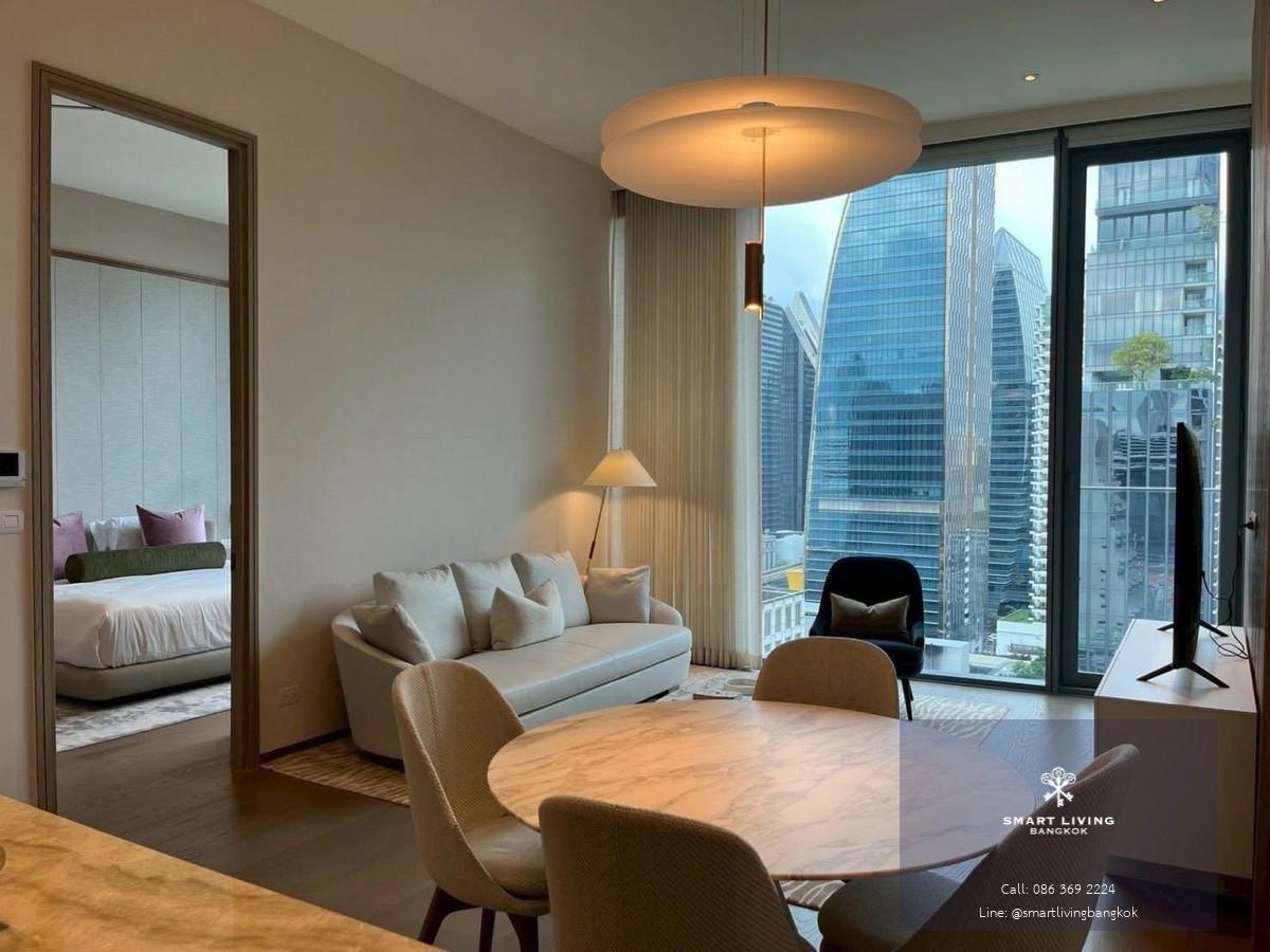 📢👇 คอนโดซูเปอร์ลักชัวรี ใจกลางถนนหลังสวน!
ใช้ชีวิตระดับพรีเมียม เดินทางสะดวกถึงย่านช้อปปิ้ง ร้านอาหาร และแหล่งไลฟ์สไตล์ชั้นนำของกรุงเทพฯ ใกล้ Central Embassy, Central Chidlom, Gaysorn Village, Mercury Ville และเพียงไม่ไกลจาก สวนลุมพินี