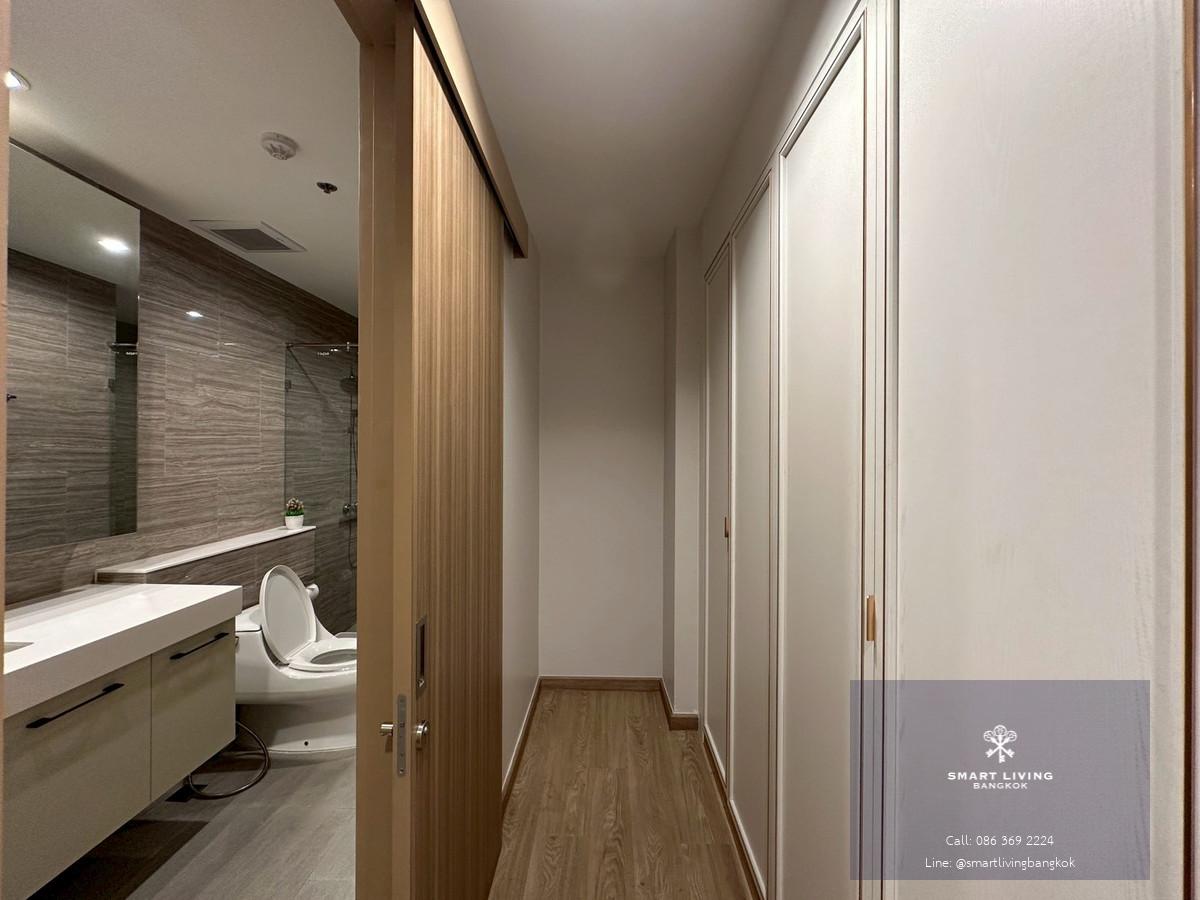 Spacious 2-Bedroom ห้องขนาดใหญ่ในย่านสาทร ใจกลางย่านธุรกิจของกรุงเทพฯ / Unit 125 Sq.m. Near BTS St.Louis เดินทางสะดวก ใกล้รถไฟฟ้า และรายล้อมด้วยอาคารสำนักงาน ร้านอาหาร โรงพยาบาล และสิ่งอำนวยความสะดวกครบครัน