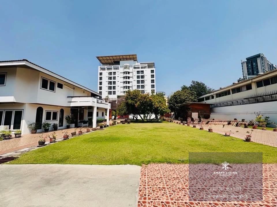 บ้านให้เช่าบนสุขุมวิท ที่ดินขนาดใหญ่ ใกล้ BTS อุดมสุข เหมาะสำหรับสำนักงาน คลินิก และธุรกิจด้านสุขภาพ