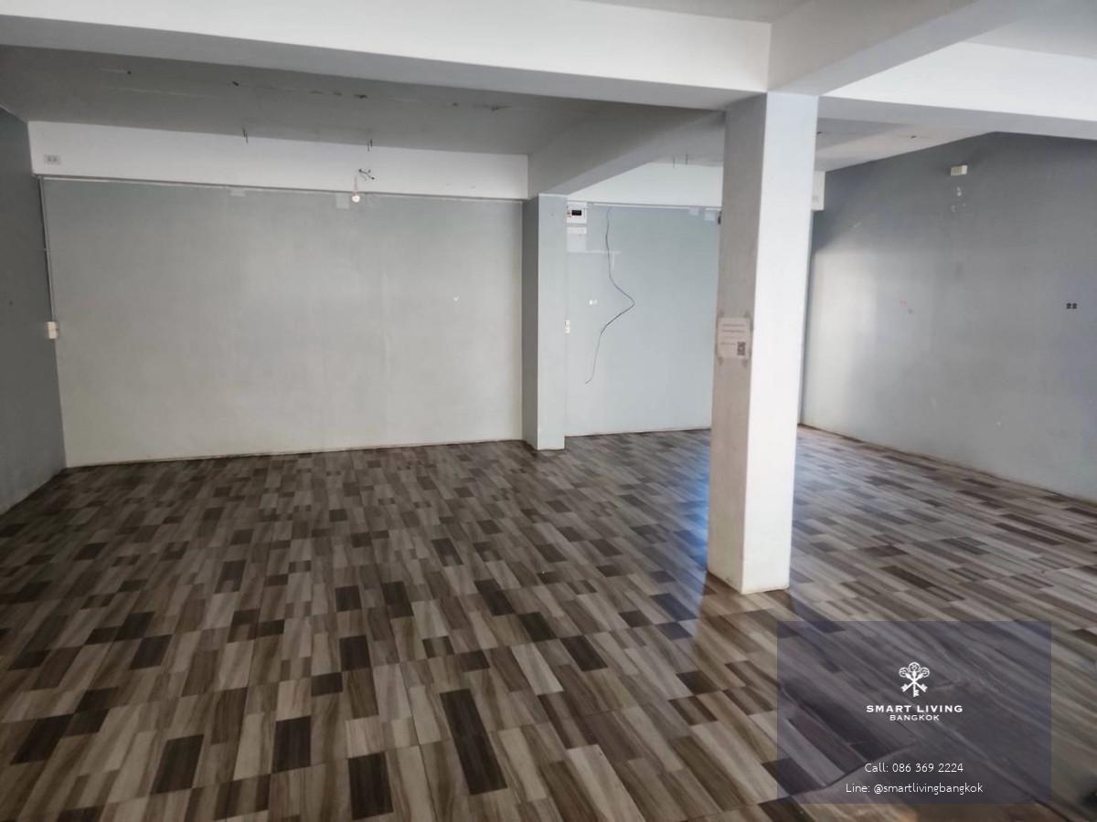 ให้เช่าพื้นที่เชิงพาณิชย์ 2 ชั้น ถนนวิทยุ ทำเลใกล้ All Seasons Place และ Conrad Bangkok พื้นที่รวม 260 ตร.ม แบ่งเช่าได้ เหมาะร้านอาหาร บาร์ และธุรกิจไลฟ์สไตล์