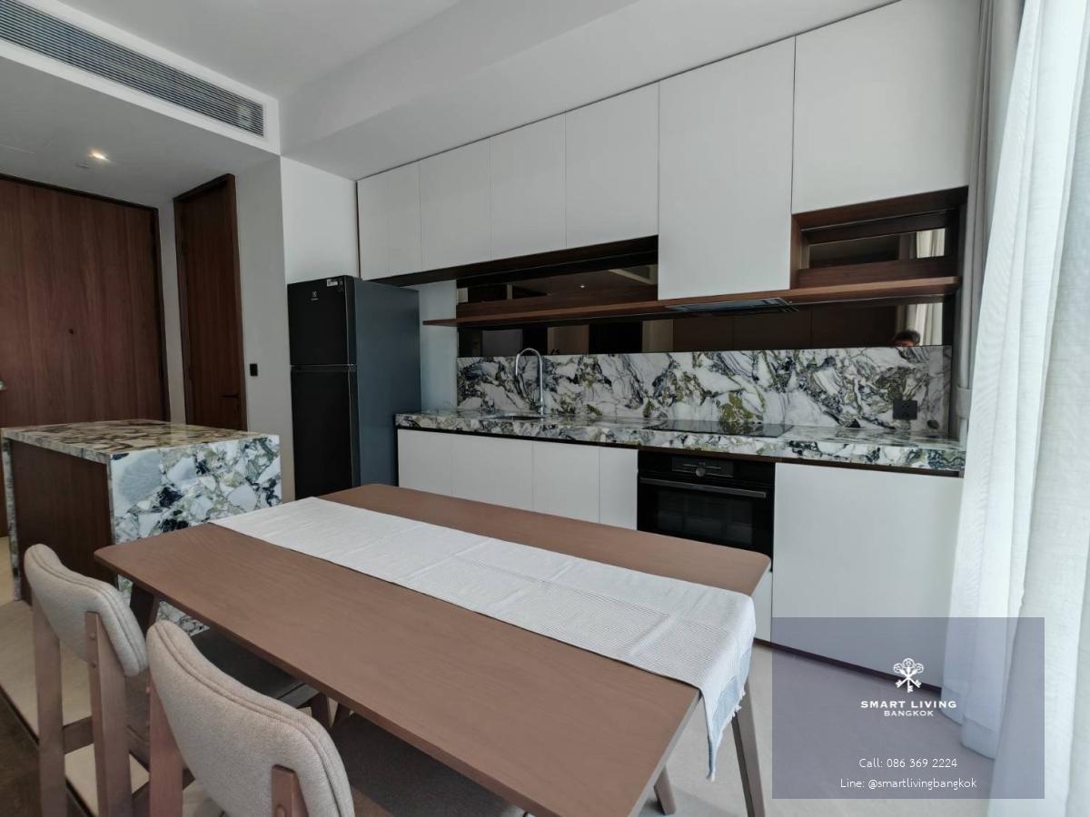 คอนโด 2 ห้องนอน Romm Convent ทำเลคอนแวนต์ ตรงข้าม BNH ใจกลางสีลม