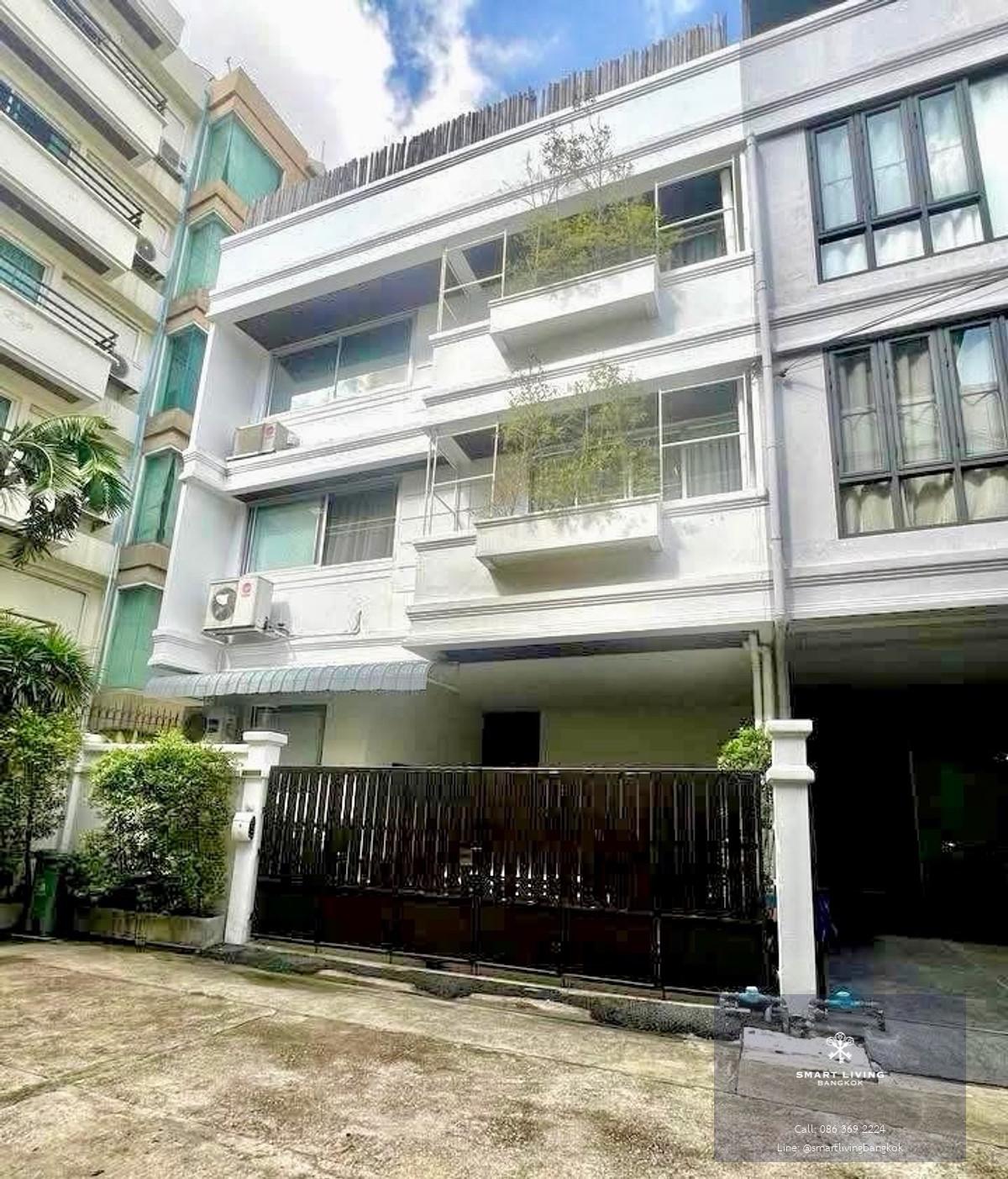 ทาวน์โฮม  4 ชั้น สุขุมวิท 71 ใกล้ BTS พระโขนง และโรงเรียนนานาชาติ เหมาะอยู่อาศัยและปล่อยเช่า