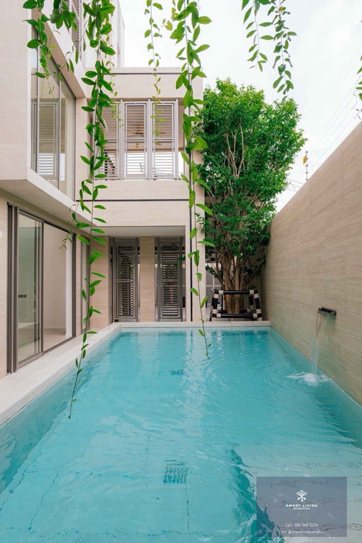 บ้านเดี่ยวลักชัวรี่ขาย ใจกลางสาทร ใกล้ทางด่วน พร้อมลิฟต์ส่วนตัวและสระว่ายน้ำ