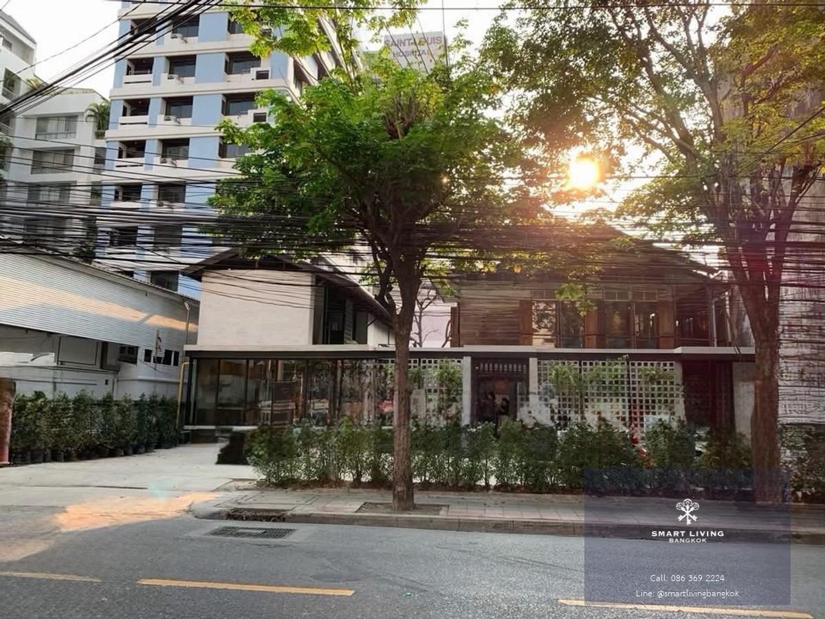 ให้เช่าบ้านไม้สักโบราณ พร้อมอาคารใหม่ ใกล้ BTS เซนต์หลุยส์ 3 นาที ทำเลสาทร ซอย 11 เหมาะทำคาเฟ่ ร้านอาหาร และธุรกิจสร้างเอกลักษณ์