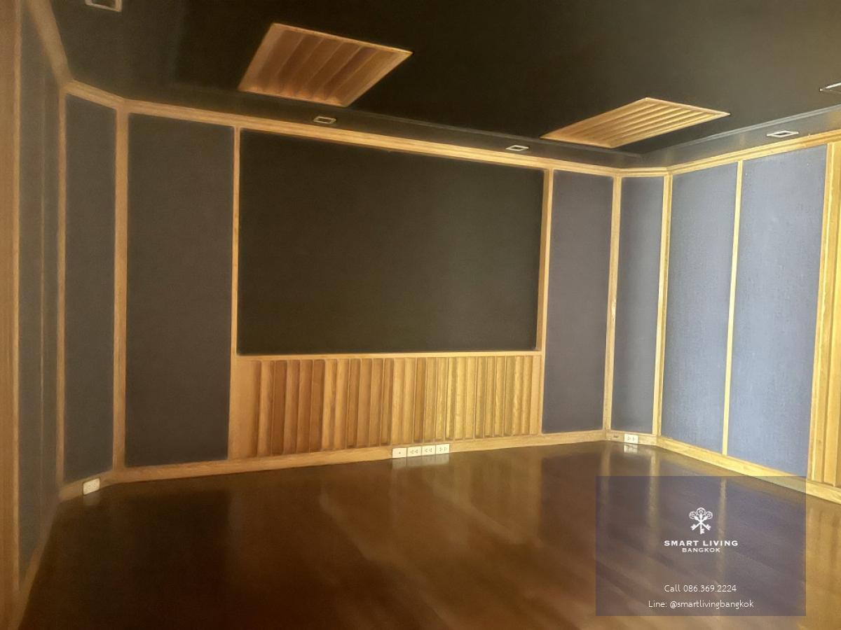📢👇 Luxury 5-storeys , 2 combine house  for sale , with in-house lift, layout functional , 2 double volume living room1 hometheatre, 1 work-out room with jacuzzi