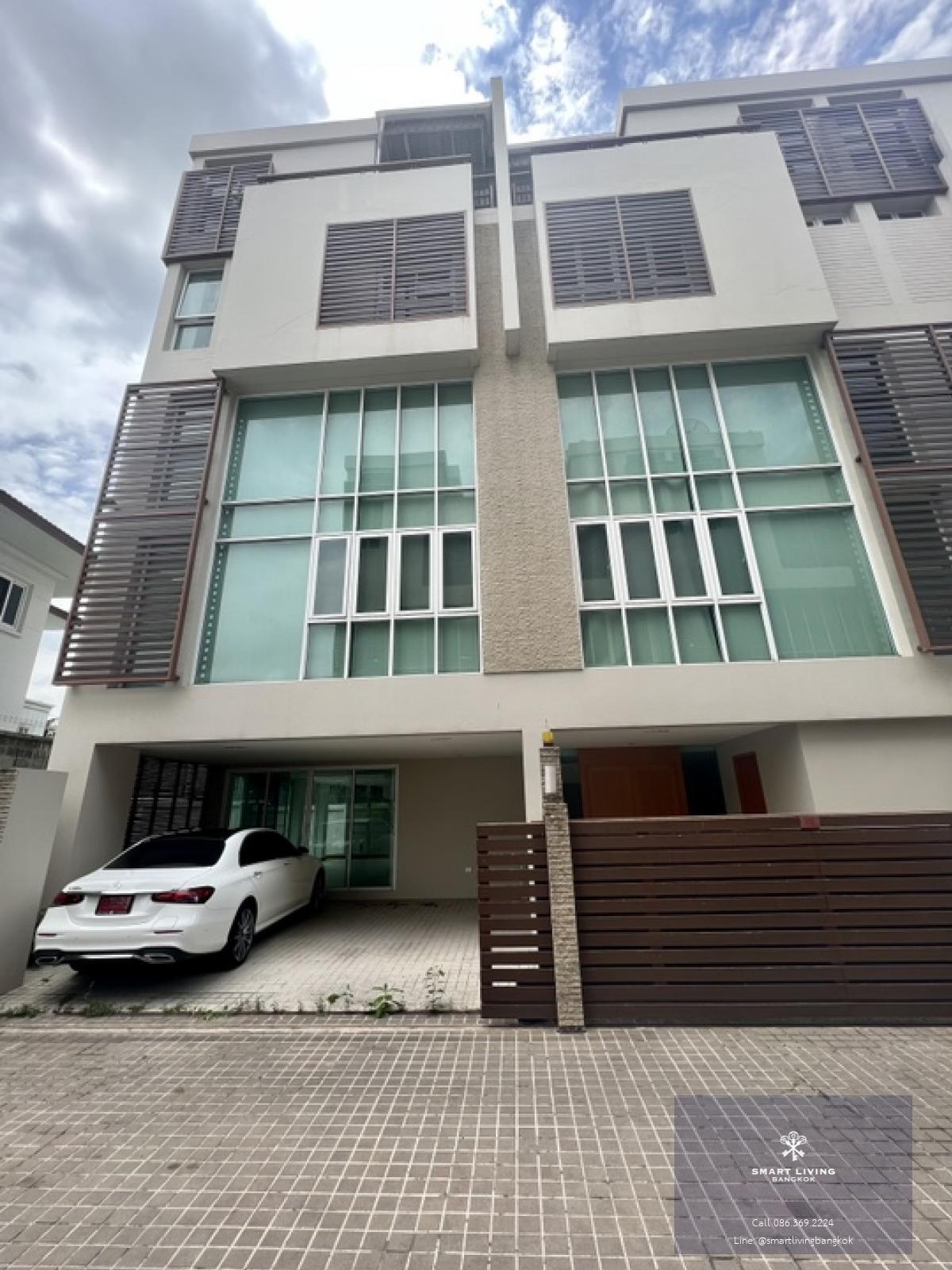 📢👇 Luxury 5-storeys , 2 combine house  for sale , with in-house lift, layout functional , 2 double volume living room1 hometheatre, 1 work-out room with jacuzzi