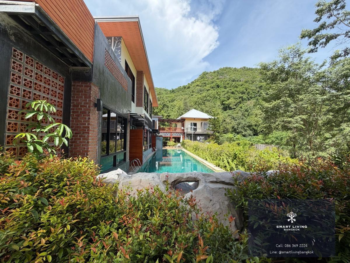 ขายพูลวิลล่าริมน้ำเขาใหญ่ ติดลำตะคอง 2 ด้าน วิวภูเขา ทำเลถนนธนะรัชต์ กม.17 เหมาะลงทุนรีสอร์ตและปล่อยเช่า