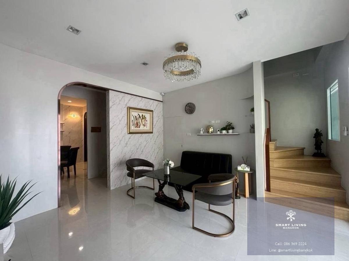 ให้เช่าทาวน์โฮม ลาดพร้าว 71 เหมาะทำคลินิก ใกล้ MRT ลาดพร้าว 71 และทางด่วนประดิษฐ์มนูธรรม