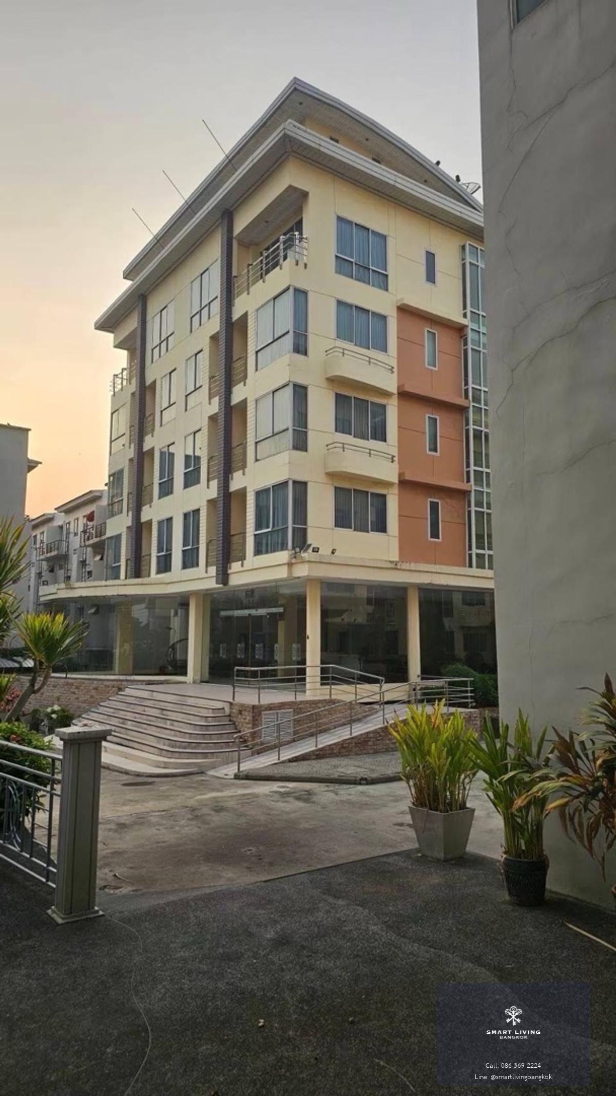 ขายโรงแรมกรุงเทพ ใกล้สนามบินสุวรรณภูมิ โรงแรมลักชัวรี่ อาคารอายุน้อย ที่ดินขนาดใหญ่ พัฒนาเพิ่มได้ เหมาะสำหรับนักลงทุน