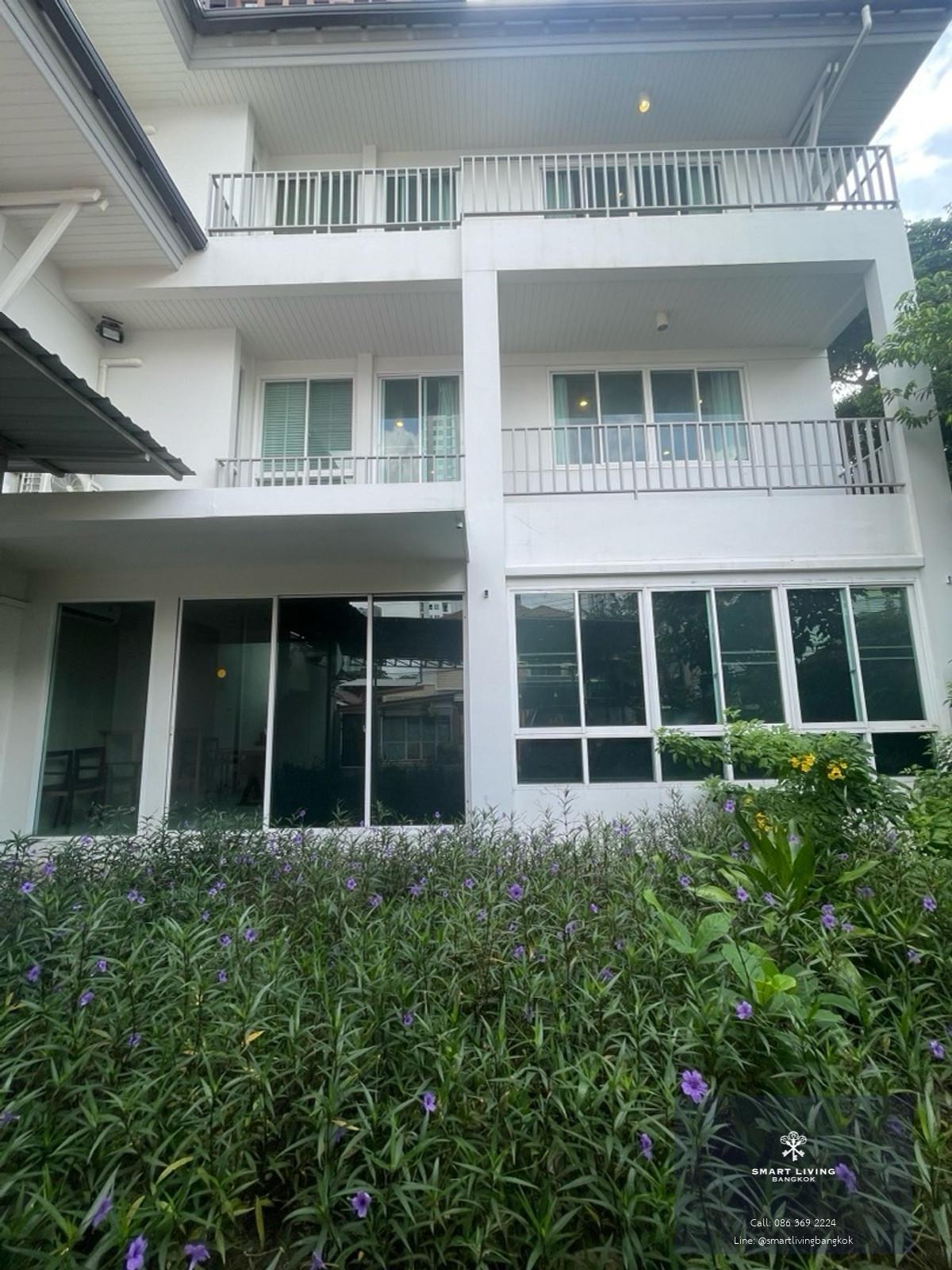 ขายและให้เช่าบ้านเดี่ยว 3 ชั้น ใกล้ BTS วุฒากาศ เหมาะอยู่อาศัยหรือทำโฮมออฟฟิศ