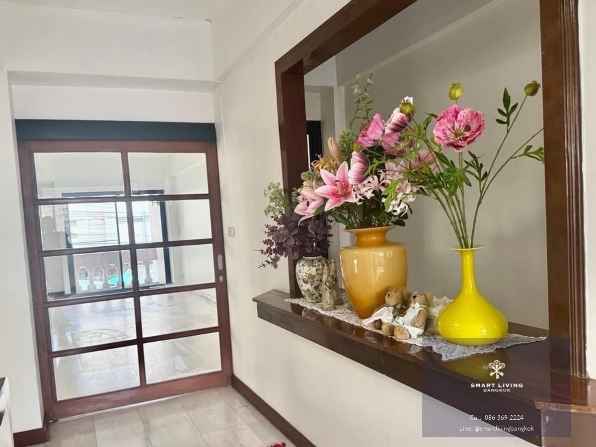 โฮมออฟฟิศให้เช่า สุขุมวิท 4 รีโนเวทใหม่ทั้งหลัง เหมาะทำสำนักงาน บริษัท และคลินิก