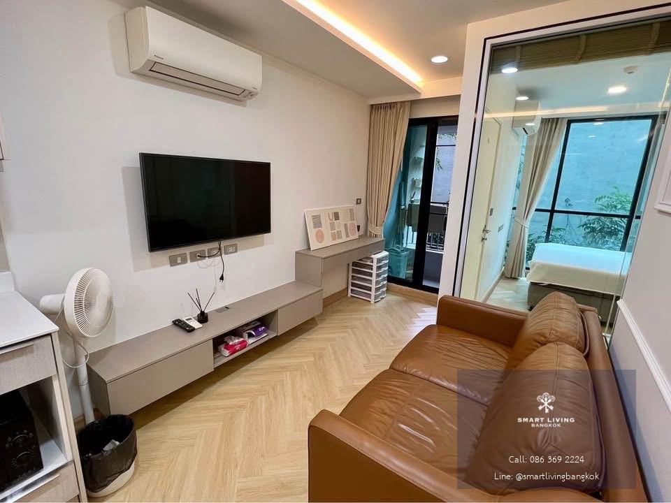 ขายคอนโด Low-rise ทำเลทองสุขุมวิท  (1 นอน 30 ตร.ม.) แต่งใหม่สไตล์ Modern Classic พร้อมอ่างอาบน้ำ มีรถรับส่งฟรีถึง BTS ทองหล่อ