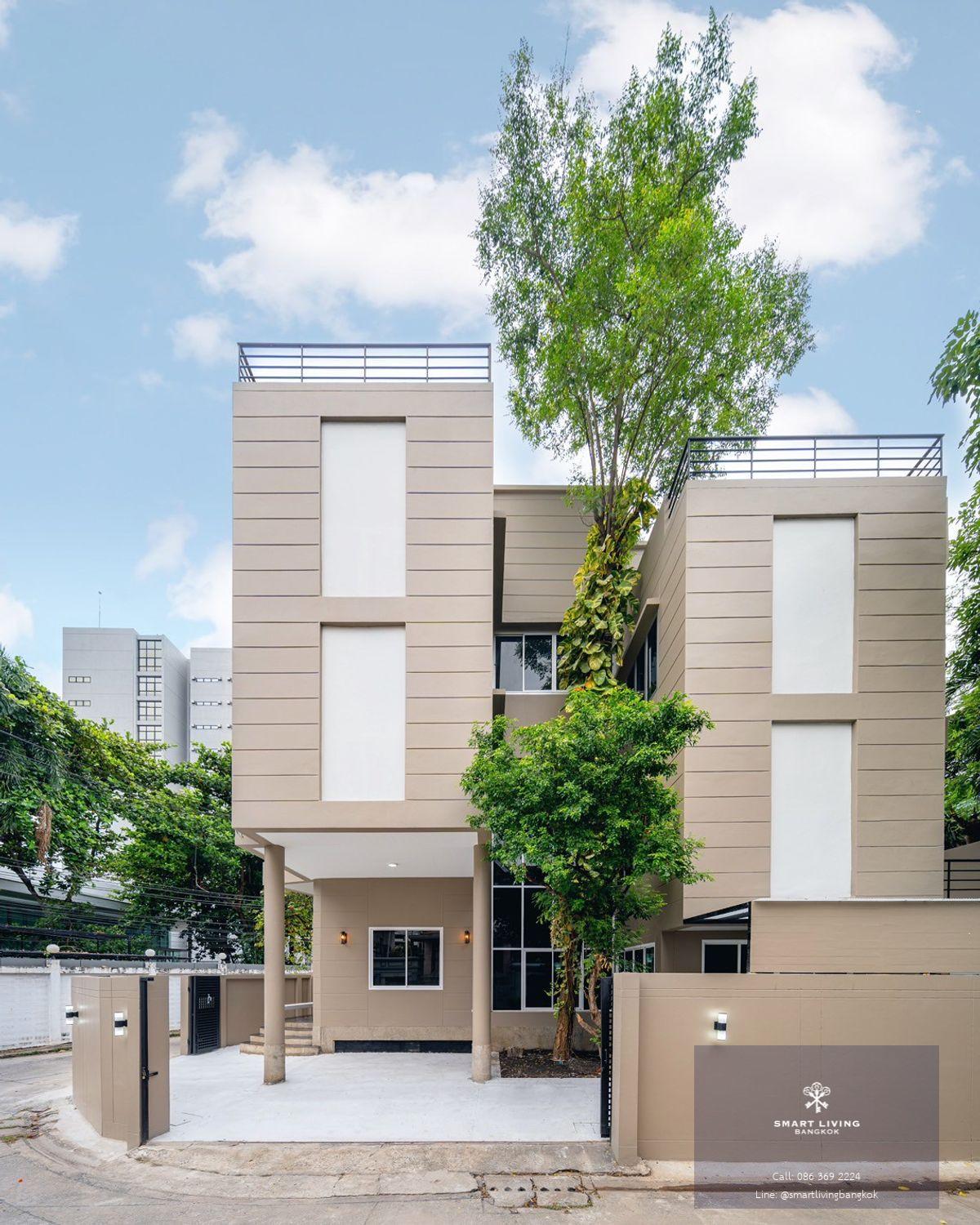 🏡ขายบ้านเดี่ยว 3 ชั้น สไตล์ Modern Contemporary ✨ รีโนเวทใหม่ทั้งหลัง ขนาดใหญ่ 375 ตร.ม. | 5 ห้องนอน เดินทางสะดวก ใกล้ MRT จตุจักร & BTS หมอชิต ใกล้ห้าง โรงเรียน มหาวิทยาลัย