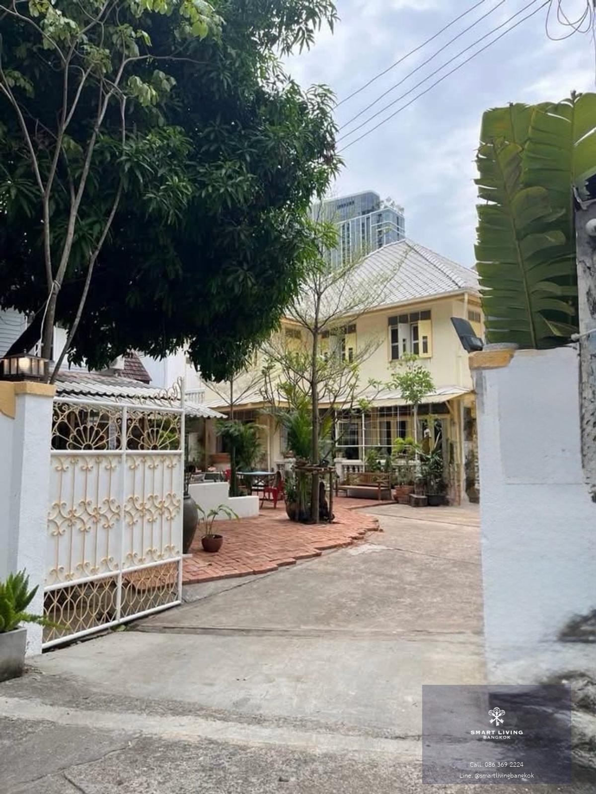 บ้านพาณิชย์สีลม CBD 600 ตร.ม ราคาเซ้ง 3,190,000 บาท ต่ำกว่าทุน พร้อมฐานลูกค้าเดิม