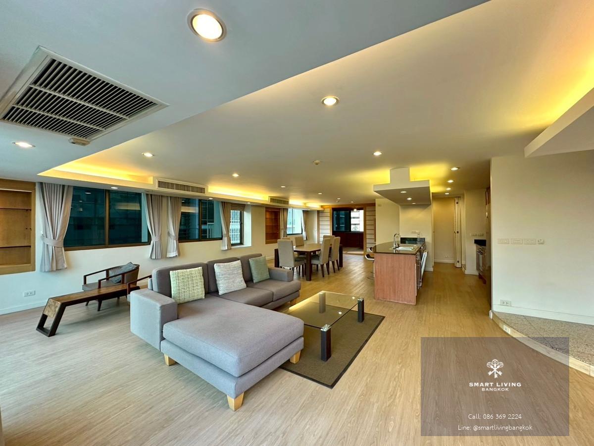 ให้เช่าคอนโด 3 ห้องนอน  224 ตร.ม. ใกล้BTS Ratchadamri MRT Silom Station  ใกล้Lumpini Park