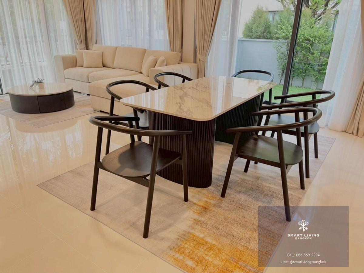 ให้เช่าบ้านเดี่ยว Centro บางนา (เฟส 1) แต่งหรูสไตล์ Modern 209 ตร.ม. 4 ห้องนอน พื้นที่สวนกว้าง ใกล้เมกาบางนา 1.5 กม.