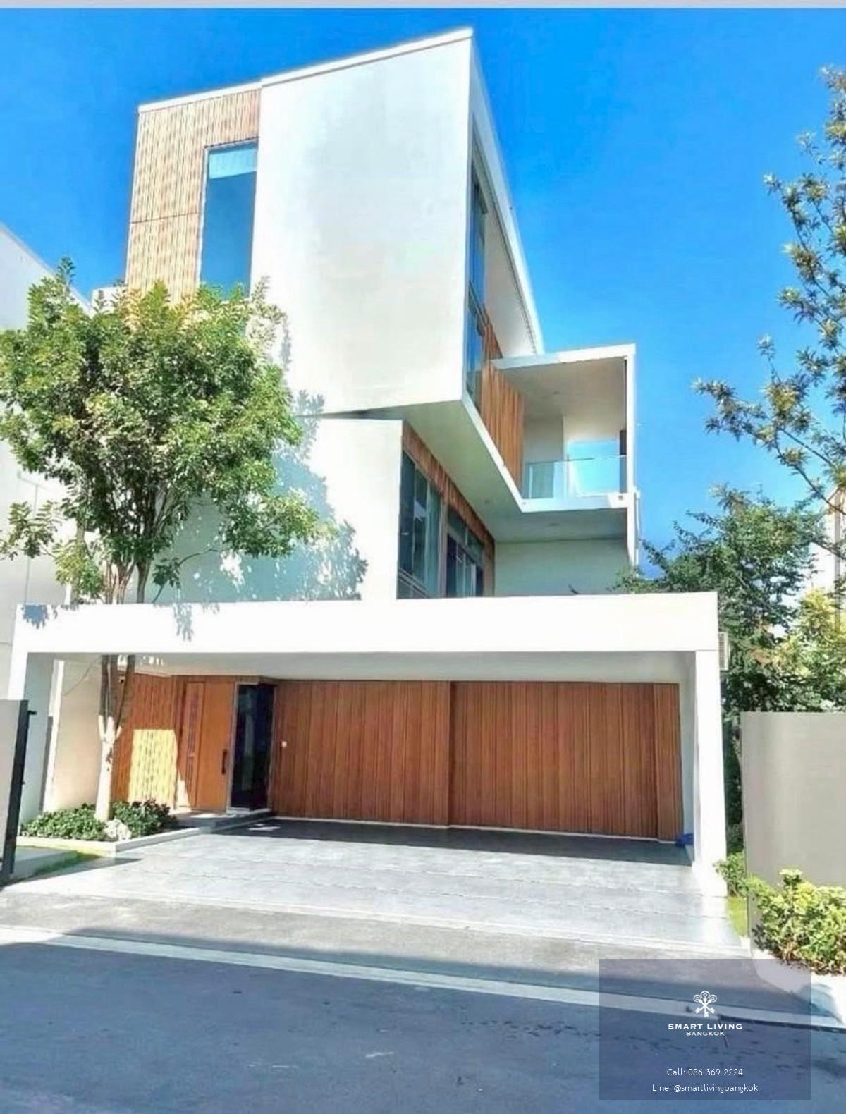 📢👇ให้เช่าบ้านหรูสไตล์โมเดิร์น ทำเล Prime Krungthepkreetha! 
 การใช้ชีวิตสุดพิเศษในชุมชนส่วนตัวด้วยพื้นที่ภายในกว้างขวาง เพดานสูง และสิ่งอำนวยความสะดวกระดับพรีเมี่ยม เหมาะสำหรับครอบครัวที่ต้องการความสะดวกสบาย ความเป็นส่วนตัว และการเข้าถึงตัวเมืองที่สะดวกสบ