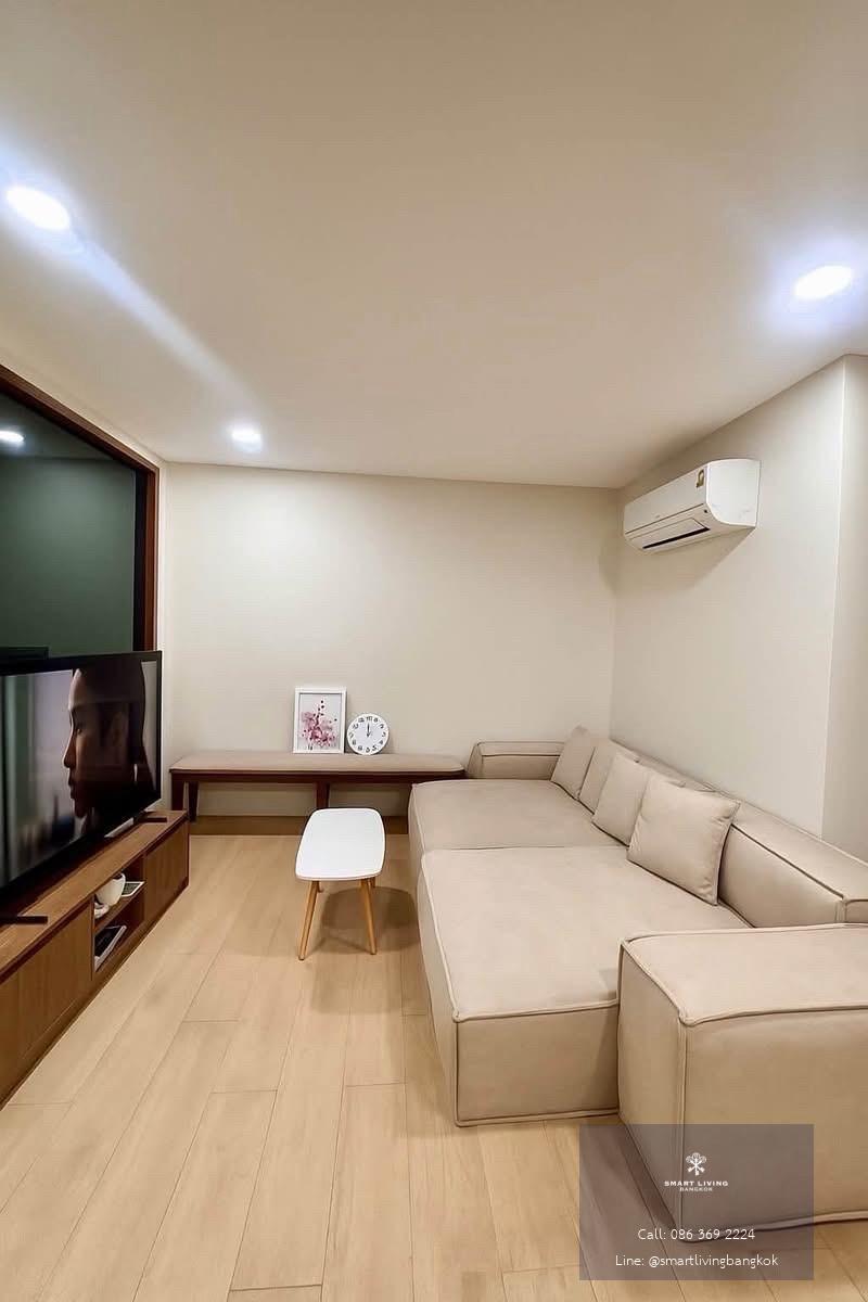 ทาวน์เฮ้าส์รีโนเวทใหม่ 2 ชั้น ห้วยขวาง สไตล์โมเดิร์นจีน พื้นที่กว้างเท่าบ้านเดี่ยว ใกล้ MRT เหมาะอยู่เองหรือสร้างรายได้จากการปล่อยเช่า
