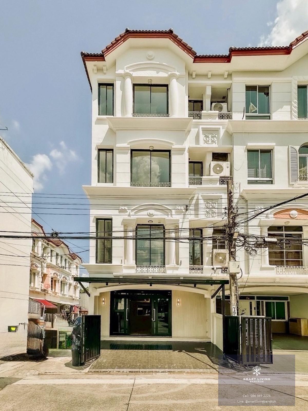 ขายโฮมออฟฟิศ พระราม 9 ลาดพร้าว 4 ชั้น หลังมุม รีโนเวทใหม่ ติดถนนใหญ่ ใกล้ทางด่วน เหมาะทำธุรกิจและลงทุน