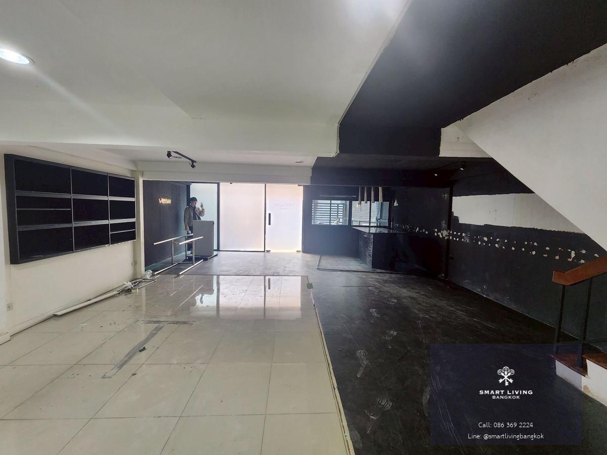 ❤️‍🔥 For Rent | 3-Storey Townhouse Home Office | 250 sqm | Sukhumvit 26 | Near BTS Phrom Phong