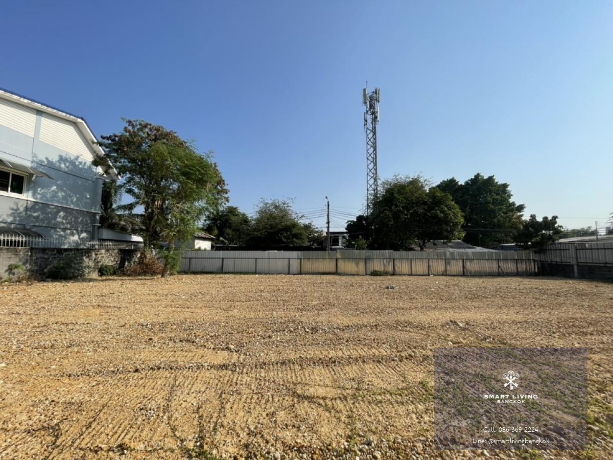 🏞️ขายที่ดินรูปสี่เหลี่ยมผืนผ้าแปลงสวยถมแล้วย่านอ่อนนุช ขนาด 2งาน 1ตรว.  เดินทางสะดวก ใกล้แหล่งชุมชน สามารถเข้าออกได้จากทั้งถนนอ่อนนุชและถนนพัฒนาการ