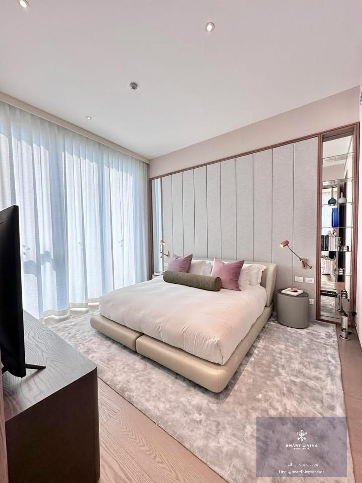 คอนโดหรูให้เช่า หลังสวน 1 ห้องนอน เลี้ยงสัตว์ขนาดเล็กได้ พร้อม Private Lift ใกล้ Central Embassy และสวนลุมพินี