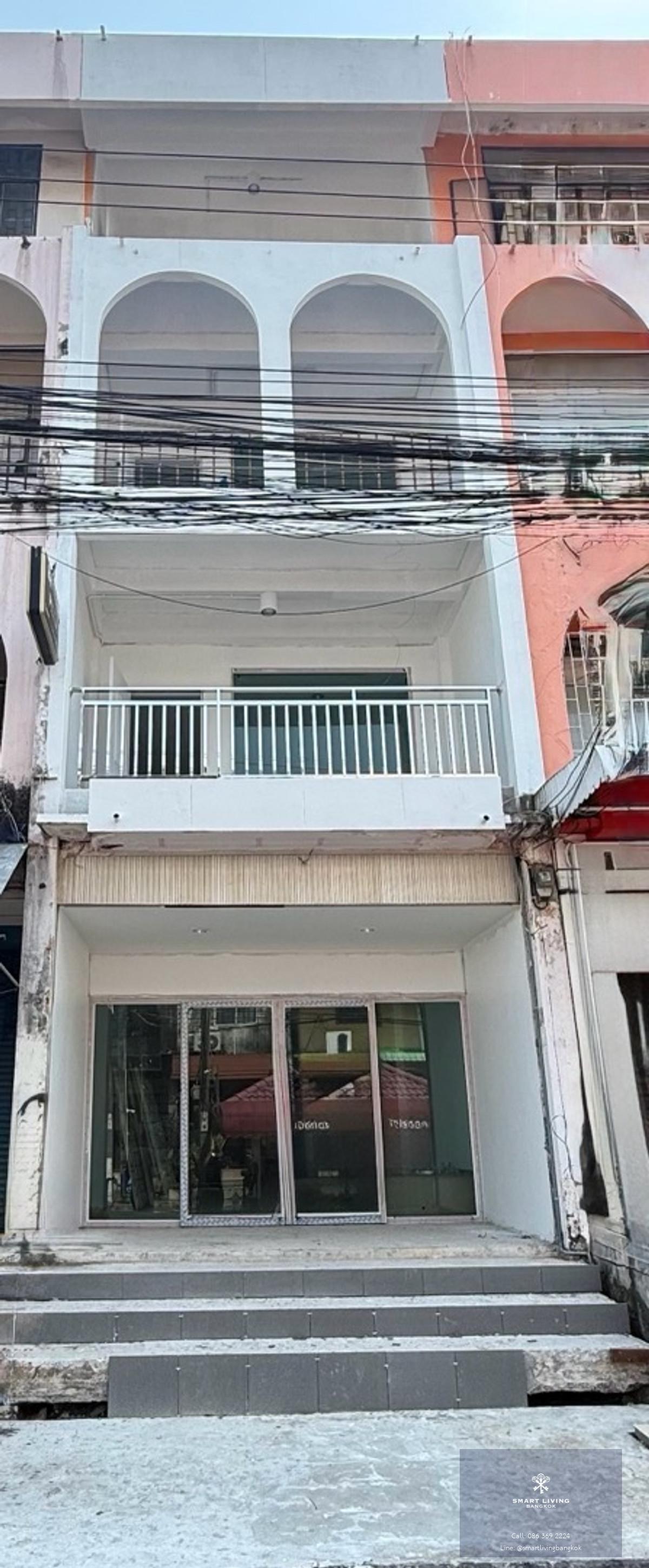 ให้เช่าอาคารพาณิชย์ 4 ชั้น ซอยพัฒนาการ 61 ทำเลชุมชน เหมาะทำธุรกิจ