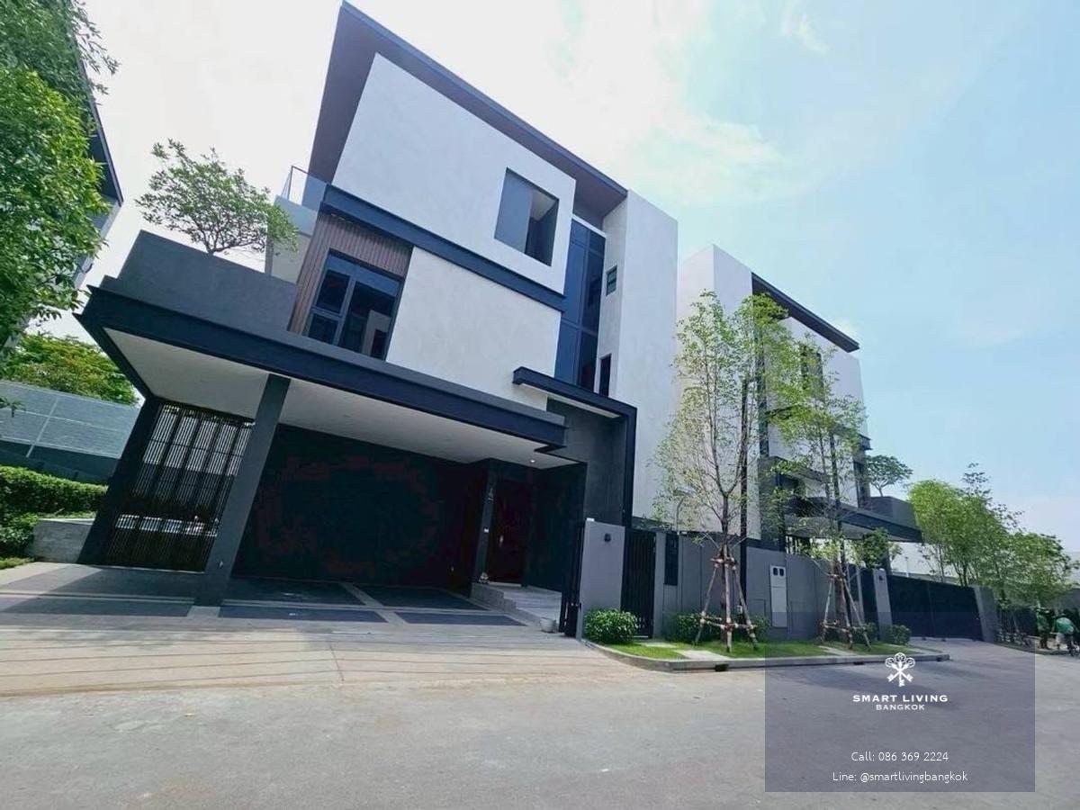 บ้านเช่าหรู พูลวิลล่า 3 ชั้น พร้อมลิฟท์ส่วนตัว เฟอร์ครบ พร้อมเข้าอยู่ ย่านโยธินพัฒนา