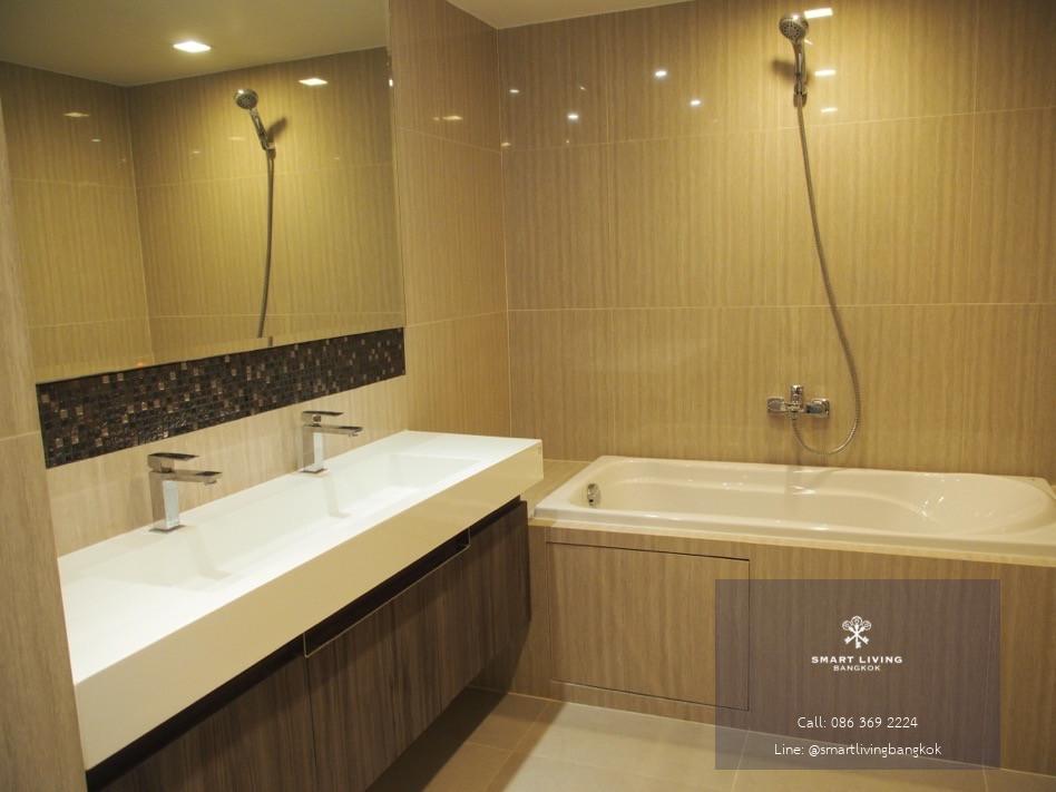 ขาย/ให้เช่า DOWNTOWN 49 (ดาวน์ทาวน์ 49) ห้องมุมไซส์ใหญ่พิเศษ 120 ตร.ม. (ห้อง Combine) 2 ห้องนอน วิวพื้นที่สีเขียว ใกล้ BTS พร้อมพงษ์