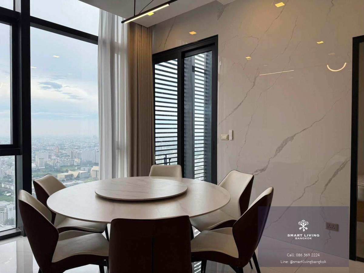 ให้เช่าเพนต์เฮาส์หรู 2 ชั้น (Duplex)  วิวระดับท็อป! 4 ห้องนอน 200 ตร.ม. ทำเลอโศก-พระราม 9 เดินเพียง 300 ม. ถึง MRT