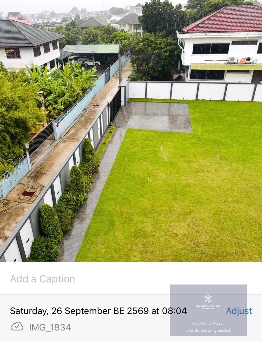 บ้านเดี่ยว 3.5 ชั้น พื้นที่เกือบ 1 ไร่ 8 ห้องนอน ใกล้ Harrow International School และสนามบินดอนเมือง เดินทางสะดวก ใกล้ทางด่วน เหมาะสำหรับครอบครัวใหญ่หรือทำโฮมออฟฟิศ (น้ำไม่ท่วม)