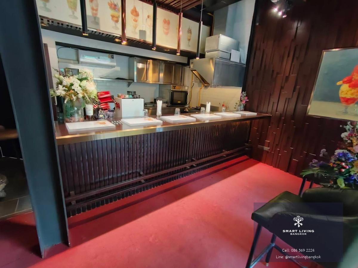 RENT พื้นที่ Retail ขนาดกะทัดรัดในทองหล่อ ใกล้ BTS Thonglor พื้นที่ขนาด 30 ตร.ม. เหมาะสำหรับธุรกิจที่ต้องการเริ่มต้นหรือขยายสาขาในโซนที่มีทราฟฟิกสูงและภาพลักษณ์ดี