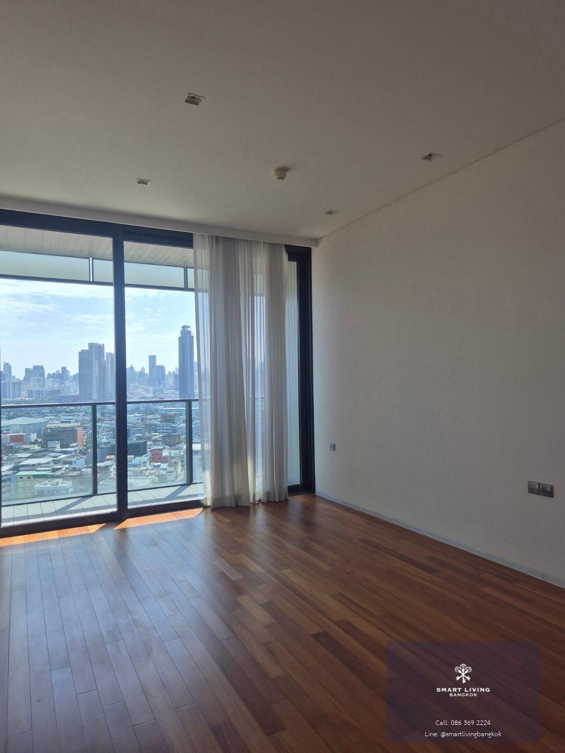 ให้เช่าคอนโดหรูริมแม่น้ำเจ้าพระยา Banyan Tree Residences Riverside Bangkok 2 ห้องนอน 160 ตร.ม. วิวแม่น้ำพาโนรามา ใกล้ ICONSIAM