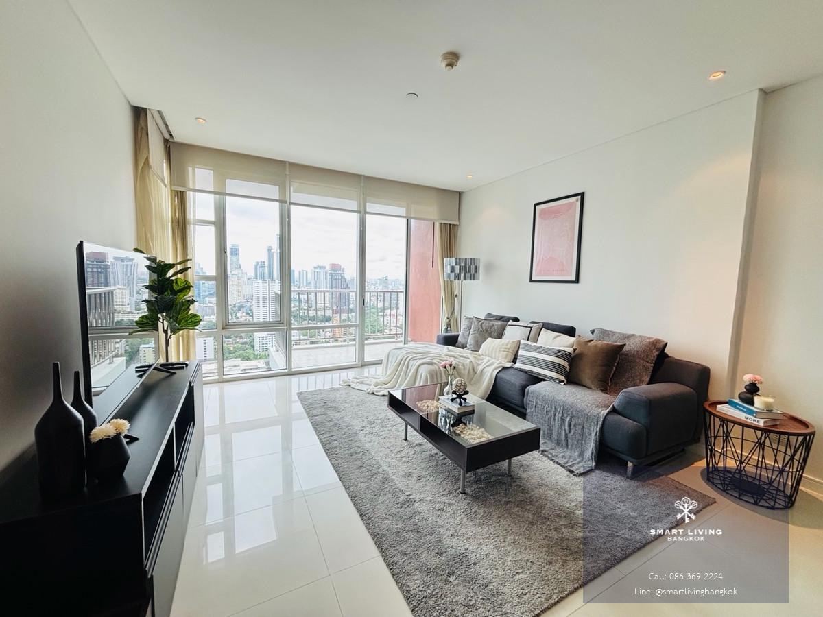 ขายพร้อมผู้เช่าถึง 28/2/27 
 เหมาะสำหรับอยู่อาศัยหรือลงทุน ฟูลเลอร์ตัน ติดถนนใหญ่ ใกล้รถไฟฟ้า เลี้ยงสัตว์ได้ วิวไม่บล็อค เฟอร์ครบ