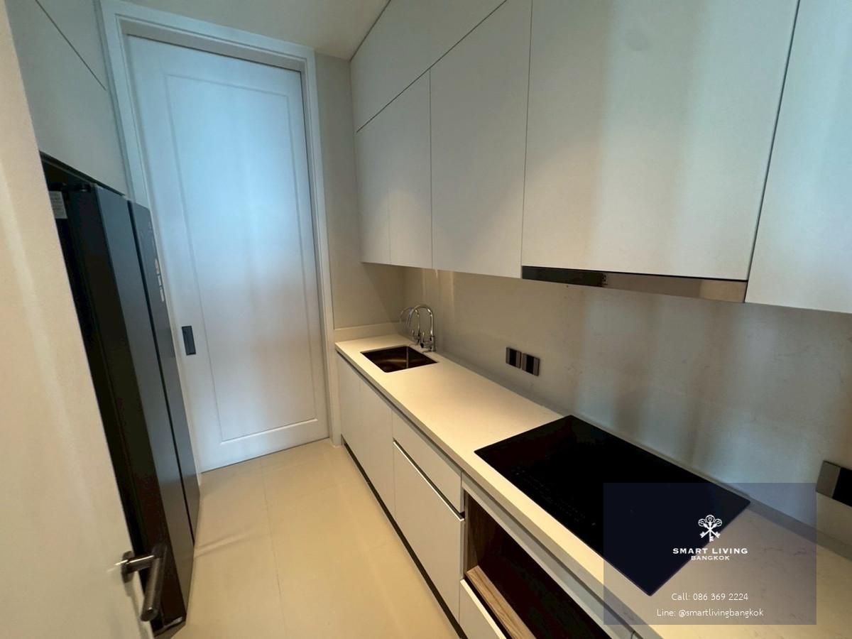 📢👇 สุดยอดการอยู่อาศัยบนถนนวิทยุ ทำเลพรีเมียมที่หลายคนตามหา พร้อมดื่มด่ำกับวิวเมืองแบบ ไม่บล็อก และพื้นที่ใช้สอยกว้างขวาง เรียบหรู น่าอยู่