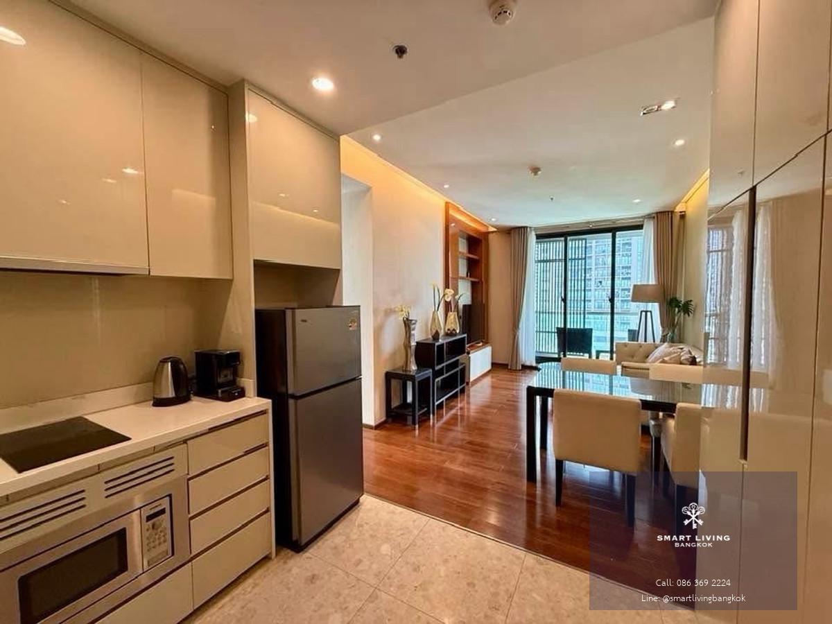 คอนโด 2 ห้องนอน ขนาด 72 ตร.ม ทำเลพร้อมพงษ์ ใกล้ EmQuartier และ Benchasiri Park ย่าน EmDistrict ขายและให้เช่า The Address 28