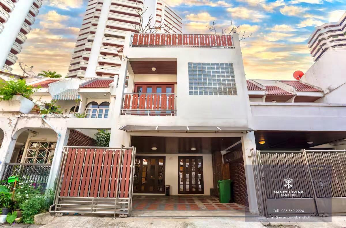 ขาย / เช่า ทาวน์โฮม สุขุมวิท 39 พร้อมพงษ์ ใกล้ BTS พร้อมพงษ์ 4 ห้องนอน 440 ตร.ม รีโนเวทใหม่ ใกล้ EmQuartier Emporium