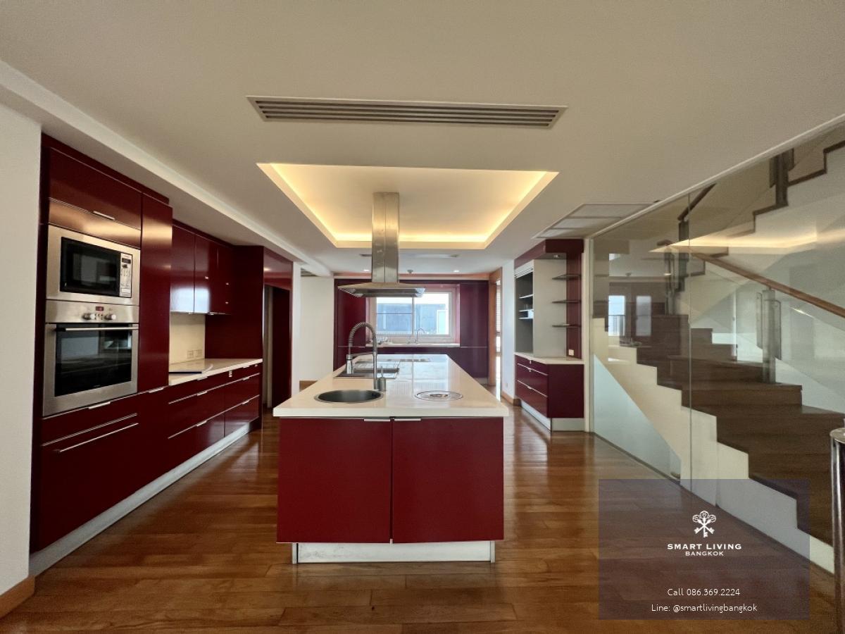 📢👇 Luxury 5-storeys , 2 combine house  for sale , with in-house lift, layout functional , 2 double volume living room1 hometheatre, 1 work-out room with jacuzzi