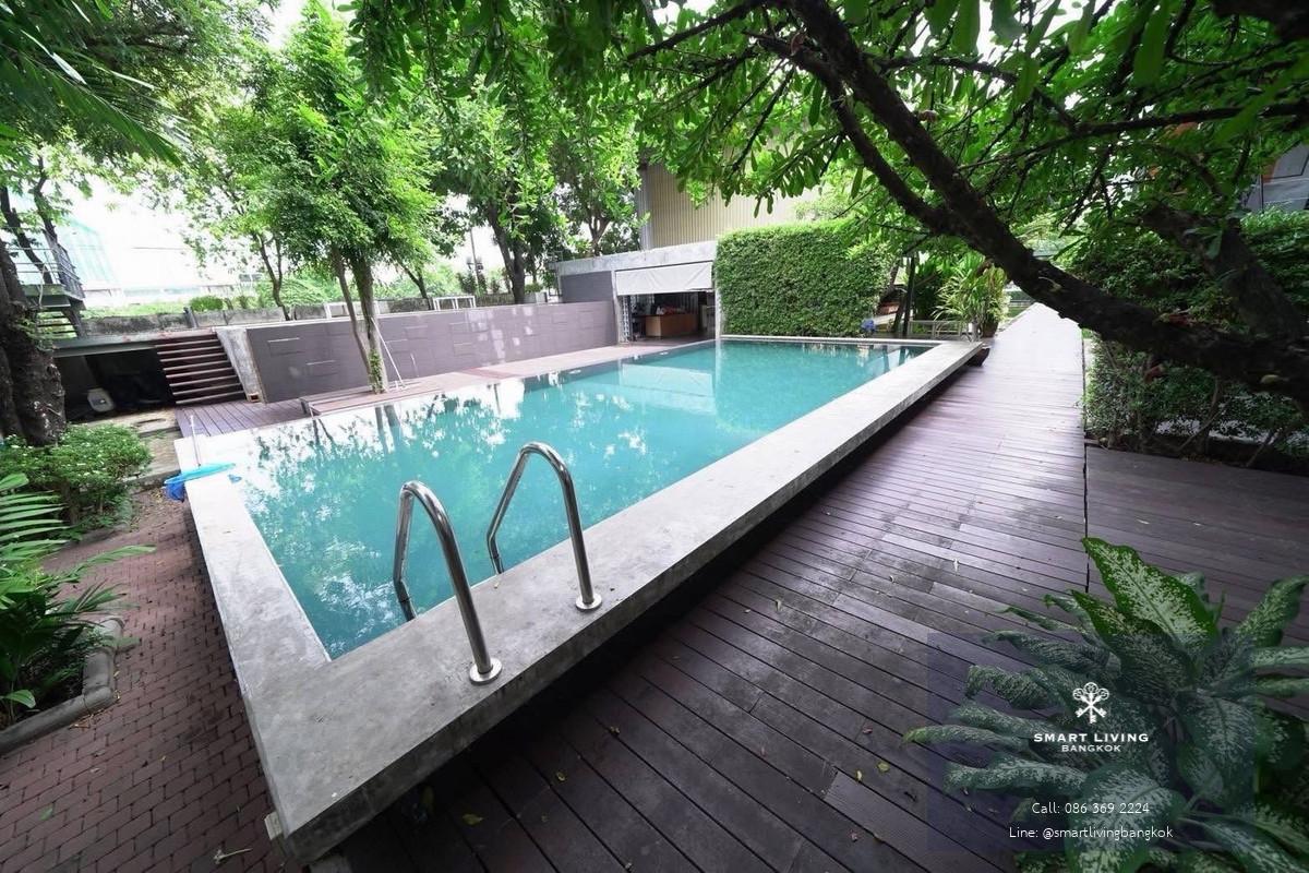 ขายอาคารสำนักงาน 9 อาคาร บนที่ดินผืนใหญ่ เลียบด่วนเอกมัย รามอินทรา ใกล้ Crystal Design Center และ Central EastVille เหมาะลงทุนหรือทำสำนักงานใหญ่