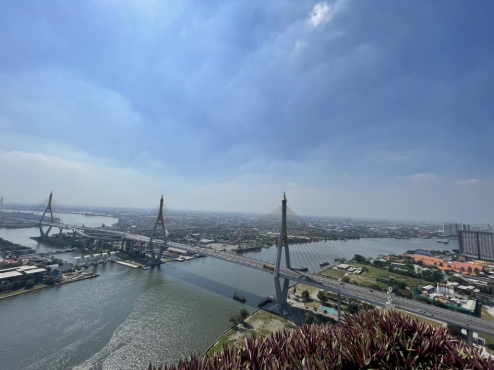 This Price is CHEAP!! Super modern design, Luxury furnitures on a high floor and #PetFriendly @49,000,000 Baht