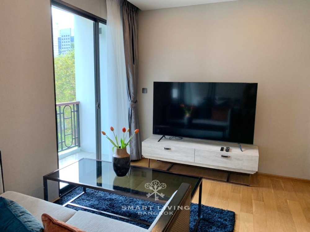 Na Vara Residence brand new 1 bed with lovely city view, close to  to Mercury ​Ville and Central Embassy.