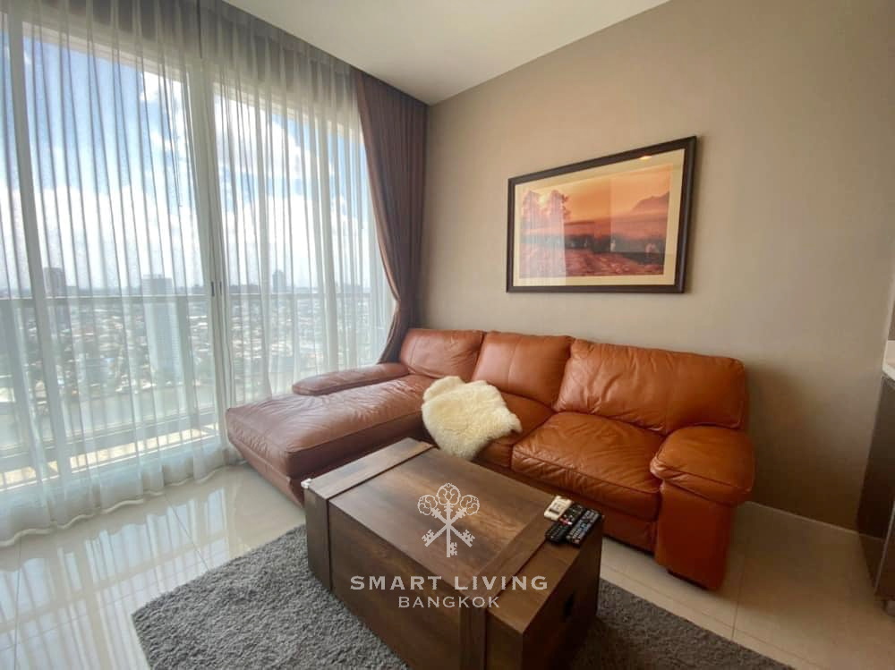 Menam Residences fully equipped 1 bed, with nice living room, walking distance to Asiatique The Riverfront.